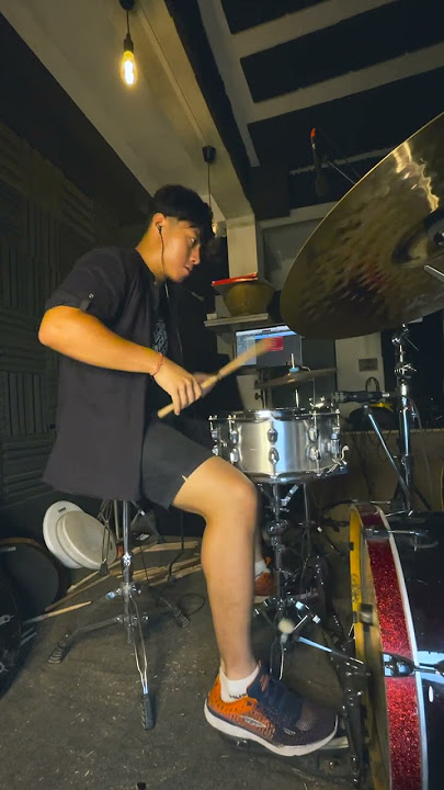 🥵 Attempting LORNA SHORE on the Drums for the first time 🥵