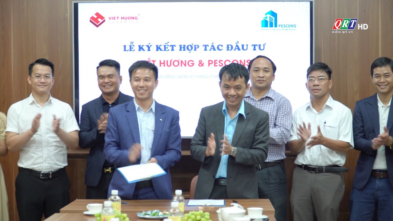 KHAI TRƯƠNG SHOWROOM GẠCH MEN CAOCẤP VIỆT HƯƠNG TAM KỲ|KÝ KẾT ĐẦU TƯ VIỆT HƯƠNG& PESCONS TẠI ĐÀ NẴNG