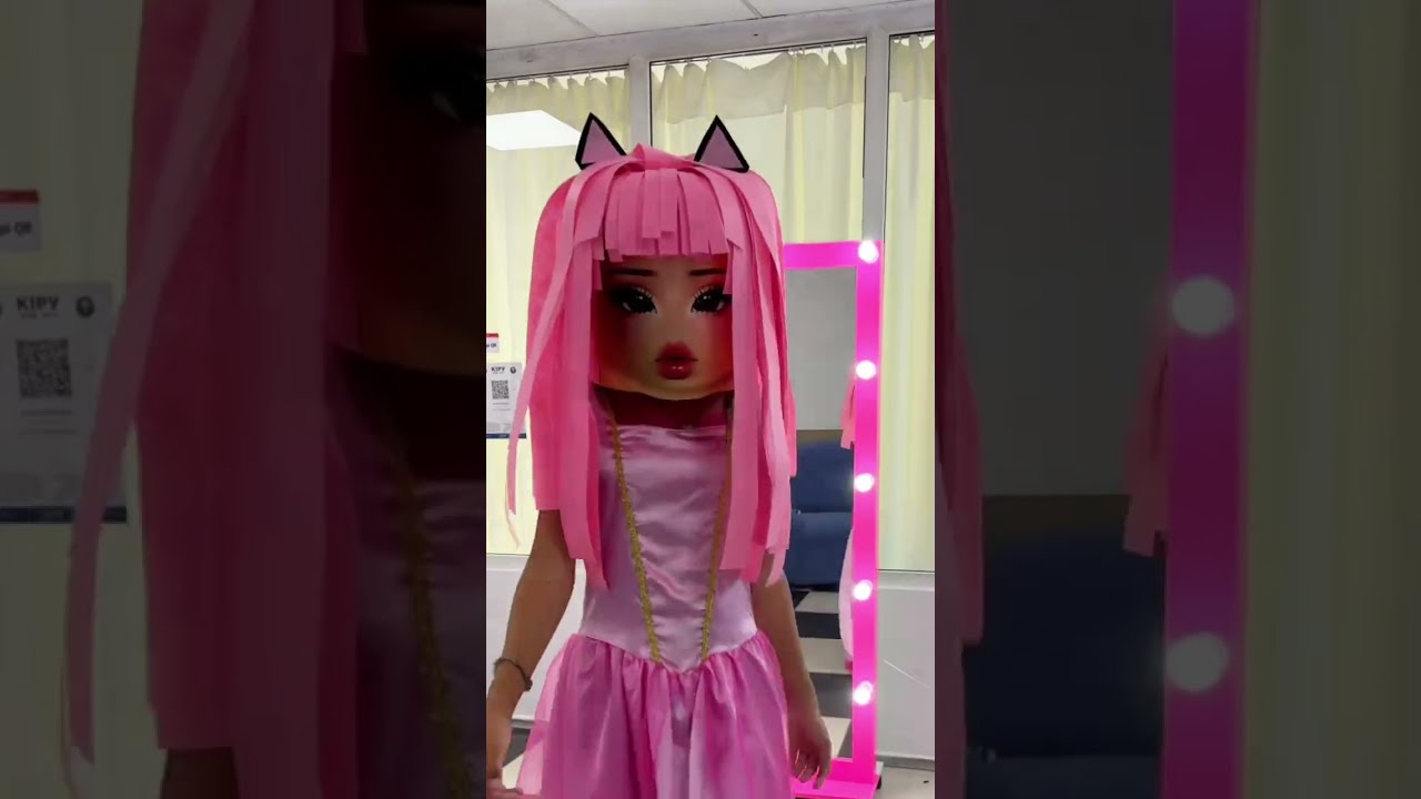 THEY WERE SO MEAN TO LAYLA BUT THEN THIS HAPPENED Roblox Robloxshorts Robloxedit