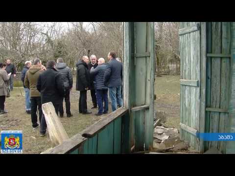 დიდთოვლობის შედეგად დაზარალებულებს დაეხმარნენ.