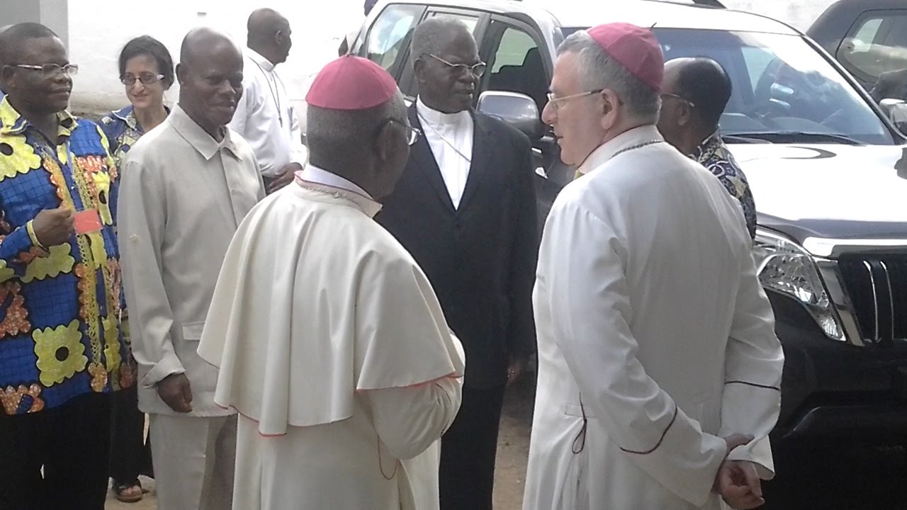 Extrait images de L'Arrivée de NONCE et L'extrait images du carnaval à Kikwit