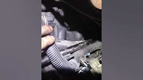 05 Chevy Express van GMC 3500 Savana van 6.0 liter knock sensors the quick and easy way