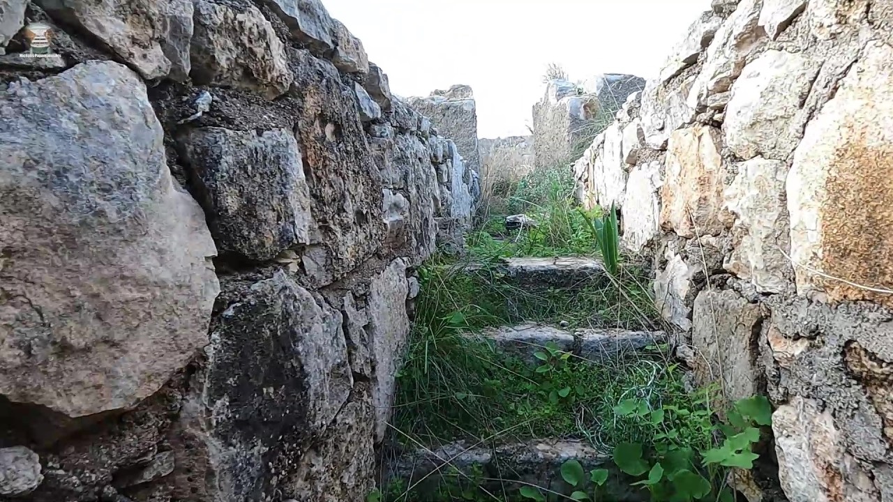 Μετά από πολύ ψάξιμο, βρήκα ακόμα δυο πολυβολεία στον Ισθμό της Κορίνθου