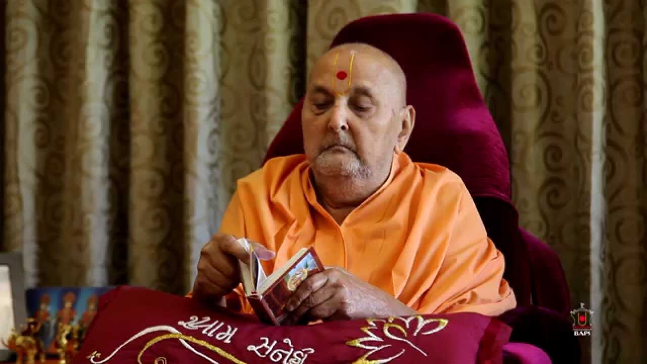 Guruhari Darshan 17 May 2015, Sarangpur, India