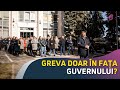 Grevă doar în fața Guvernului? Angajații instituțiilor nu purtau banderolă albă la locul de muncă