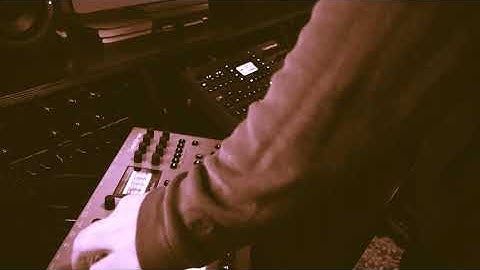 Sineout (Analog RYTM, Octatrack, Analog Four)