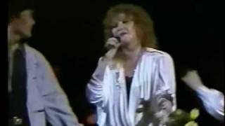 Алла Пугачева - Цыганский хор (Live, 1989, Пхеньян)