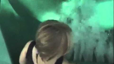 Cynthia Glijbaan De Schelp.wmv