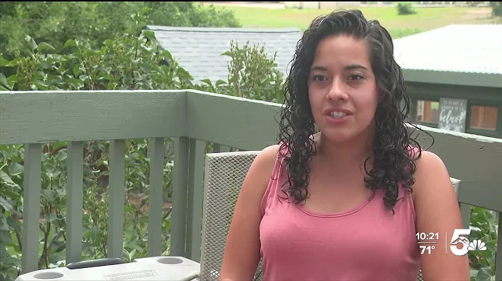 Woman receives act of kindness, returns the favor