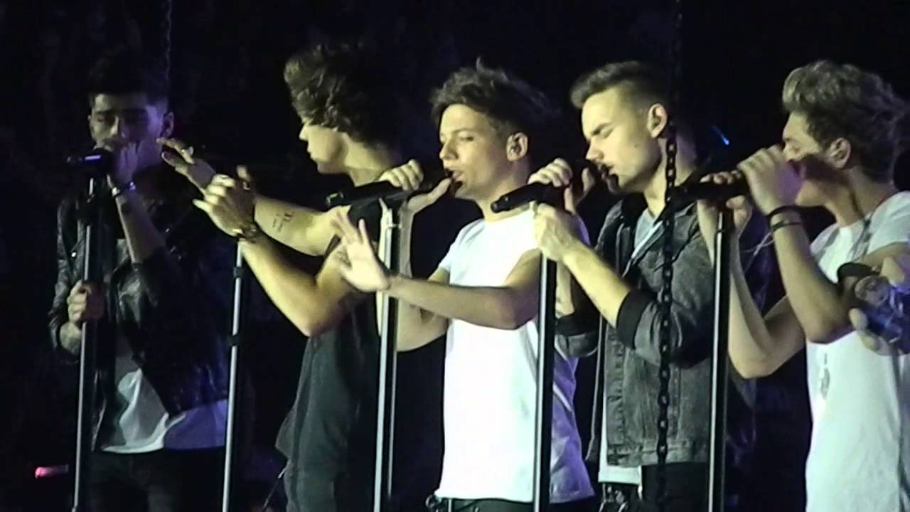 One Direction - Moments Manchester 20.4.13