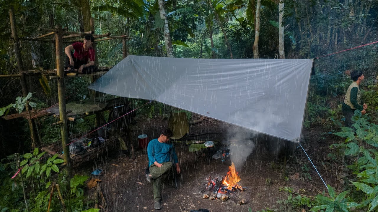 ใช้ชีวิตในป่าฤดูหนาว แต่ฝนตกเกิดอะไรขึ้น...!!
