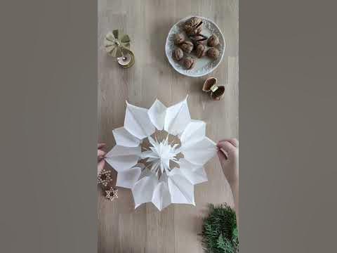 Снежинки из бумаги несколько вариантов - YouTube