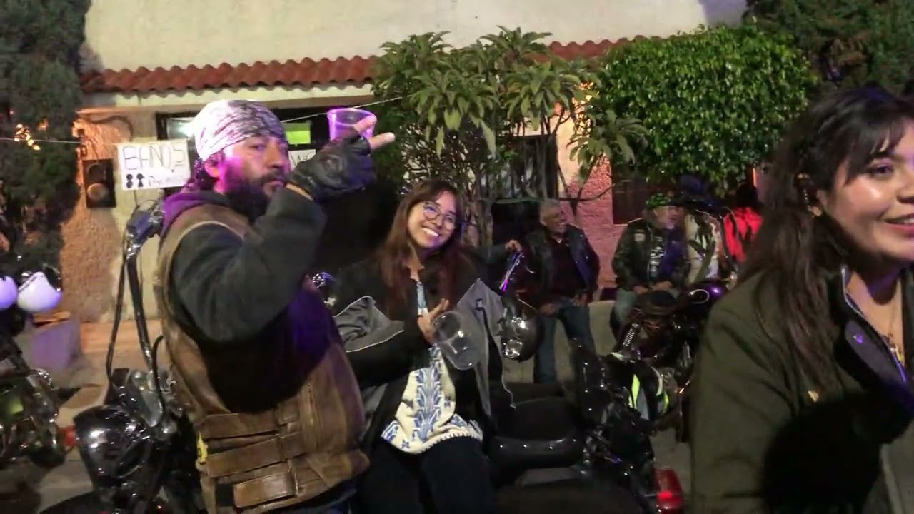 Rosa de metal en la ofrenda de rock and roll neza 2024