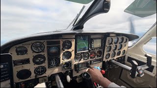 Piper Navajo Chieftain PA31-350 Departure from Gainesville