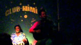 Barış Kömürcüoğlu - Sabahlar Uzak