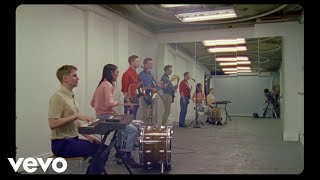 Video voorbeeld van "Teleman - Düsseldorf (Official Video)"