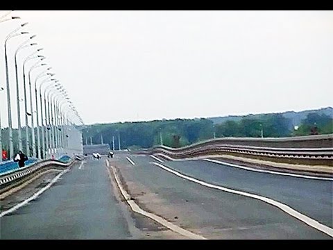 Танцующий мост в Вогограде