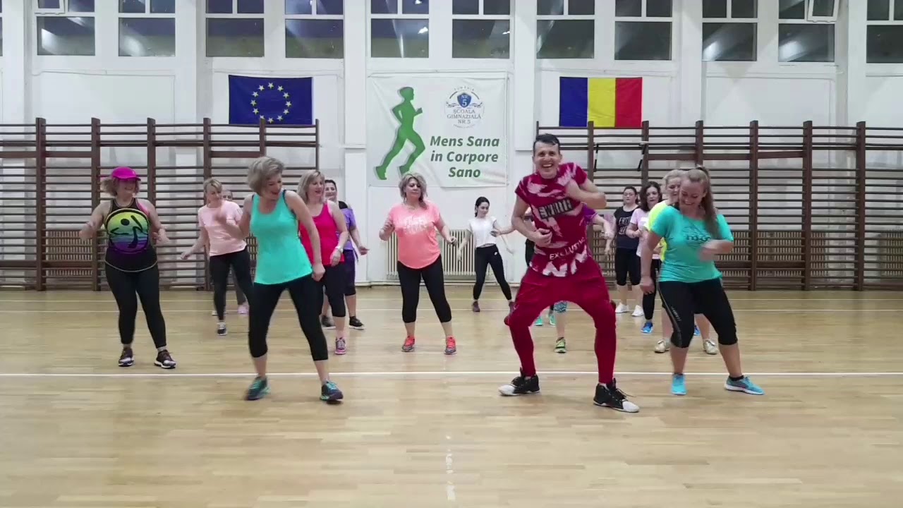 Andrei Osanu - Zumba Fitness - A Esa cumbias mix