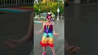 👉🏻🩷👈🏻 #rainbowpinkqueen #disneyland #disney #pride #dance #pokédance #shorts #fypシ #foryou