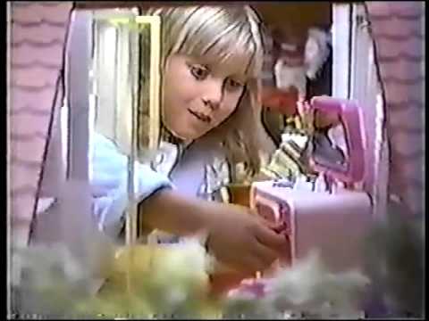 barbie dream house 1982
