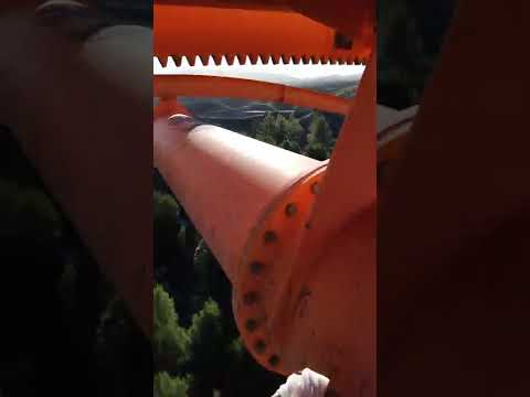 Video: Go Coaster Crazy ved Six Flags Magic Mountain i Californien