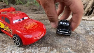 Disney Pixar Cars Falling Into The Water, Lightning McQueen, Tow Mater, Cruz Ramirez, Cars Movie