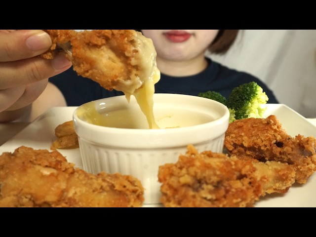 【ASMR】チーズフライドチキン、フライドポテト、ブロッコリーを食べる音 |咀嚼音