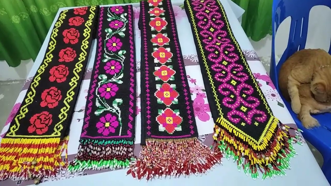 Hujung kaki selampai/ Selendang Sulaman dah siap diletak manik