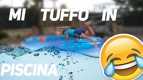 MI TUFFO IN PISCINA VESTITO😨 (NO CLICKBAIT)