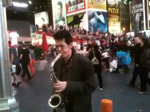 Awesome street music times square \