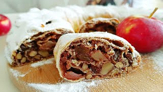 Strudel with apples and cinnamon. Viennese Strudel recipe.