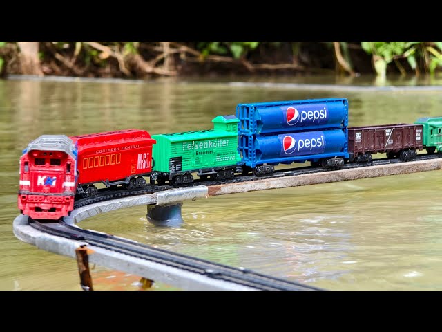 踏切アニメ】あぶない電車 TRAIN THOMAS 🚦 Fumikiri 3D Railroad