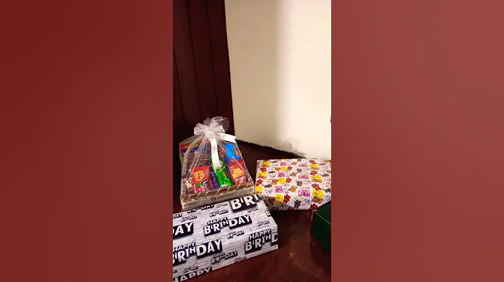 Gifts #happy #feedshorts #youtube #shorts