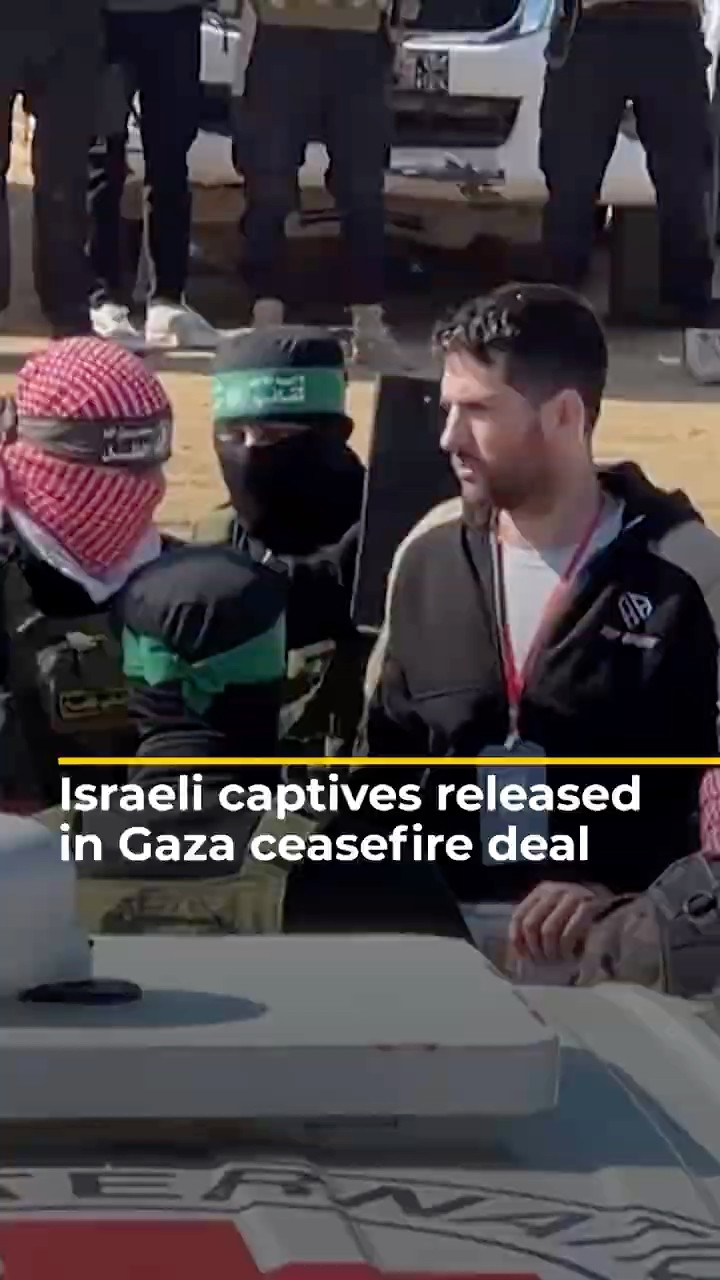 Israeli captives and Palestinian prisoners released | AJ #shorts