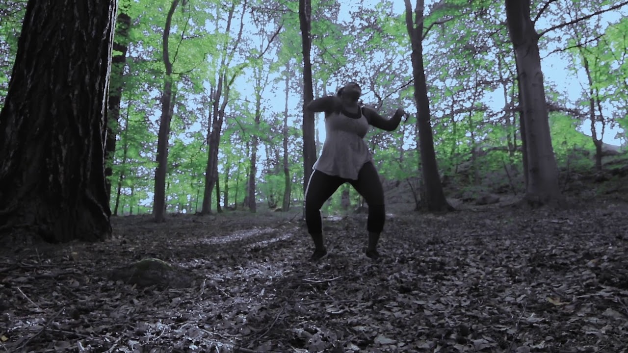 Yemi Alade - Knack Am Dance after 2nd pregnancy & Babywearing