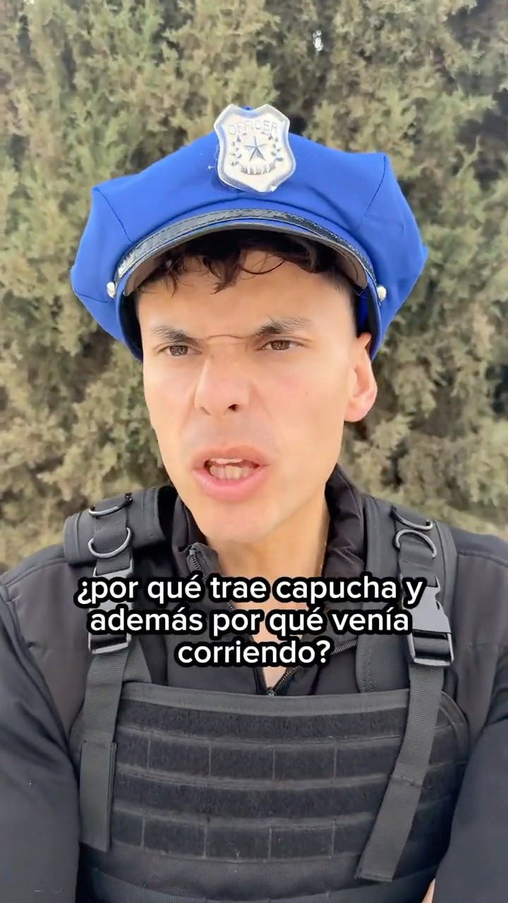Un policía tonto ?