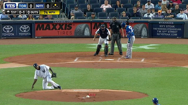 TOR@NYY: Severino checked by trainers after fall