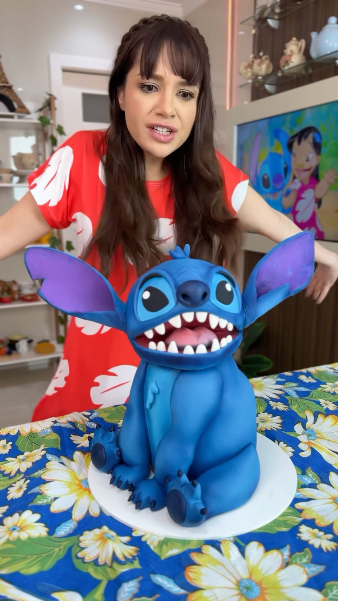 Eu achei esse bolo de Stitch muiiito fofo. O que você achou?