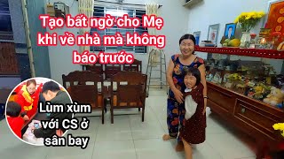 Xúc Động Giây Phút Bà Cháu Gặp Nhau Hú Hồn Vì Phải Xách Hộ Hành Lý