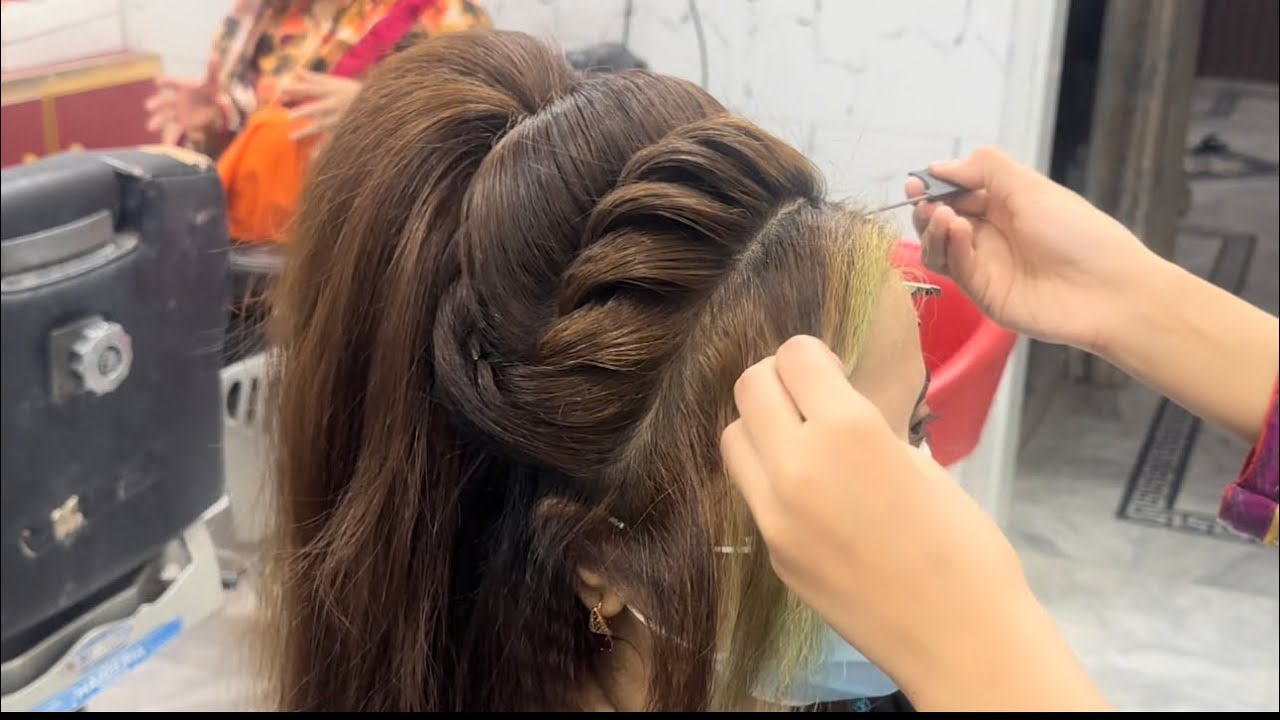 New hairstyle |high tail with twist| by @hoorainsalon #hair #hairstyle #easy