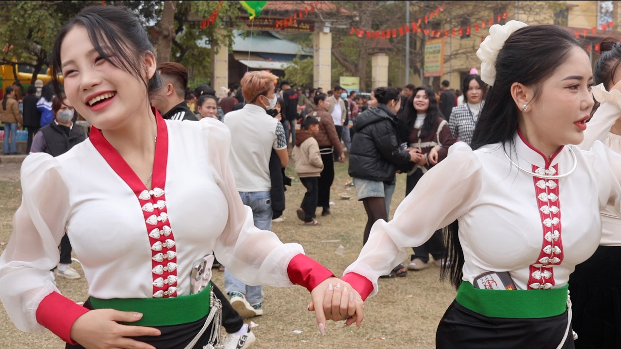 Lễ hội rằm tháng giêng của người Thái Tây Bắc - Vui hết cỡ