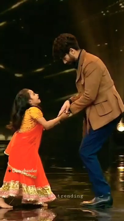 Shahid Kapoor dance for saree ke fall sa 😍😍 #shahidkapoor