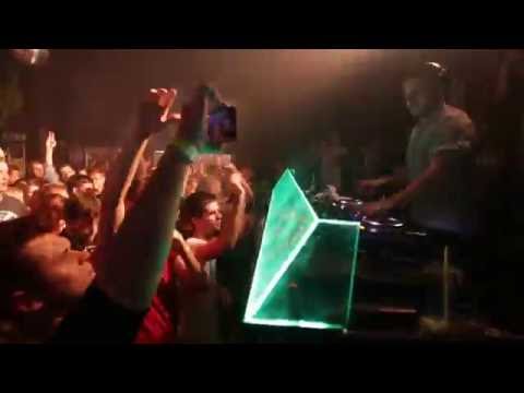 DJ EKG -