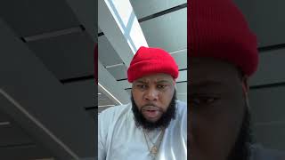 Dj at the Airport showing out😂Flash on him ab not giving Tall Pine any sandwich😂Dj gave him the wave