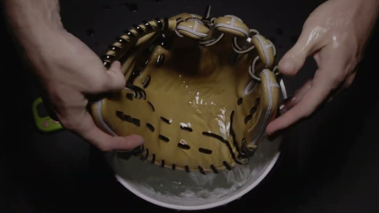 Japanese Baseball Glove: Haga Mizuno Custom Break In - YouTube