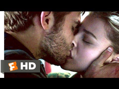 The 5th Wave (2016) - I Choose You Scene (9/10) | Movieclips