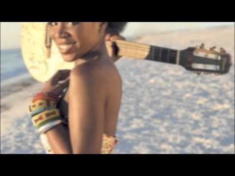 India.Arie (+) Summer