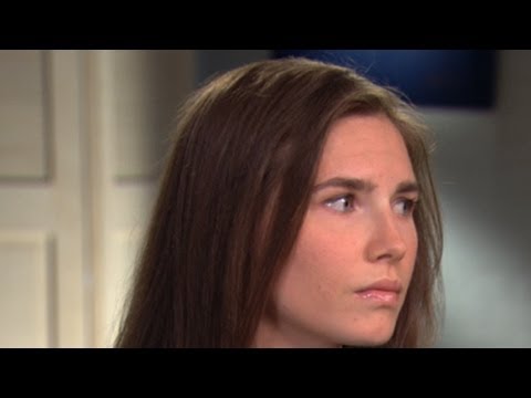 Video: Amanda Knox Čistá hodnota: Wiki, vydatá, rodina, svadba, plat, súrodenci