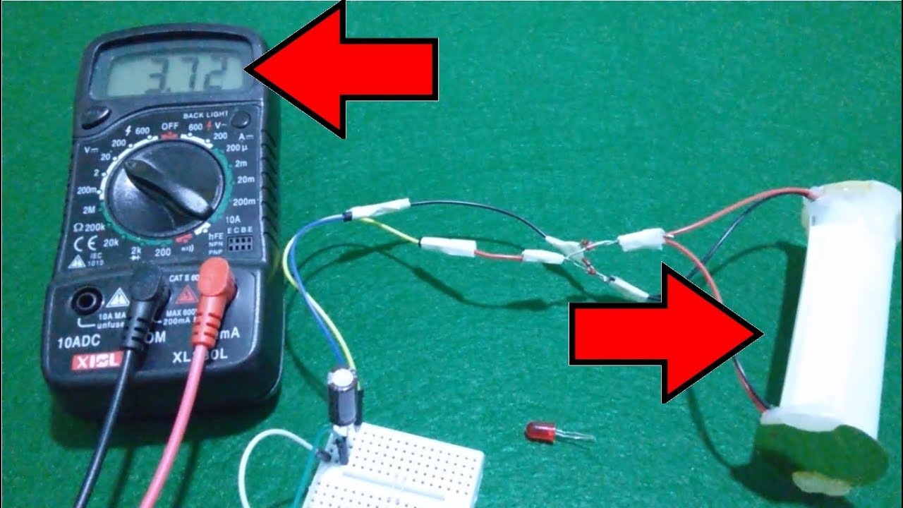 How to Make Shaking Flashlight Charger (WITHOUT MAGNET)