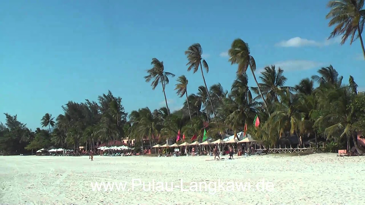  Pantai Cenang  Langkawi 2013 by www tropical travel com 